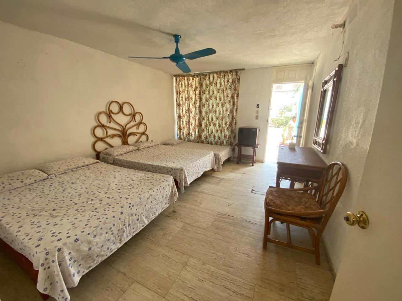 Casa De Huespedes Walton Hotel Acapulco Exterior foto